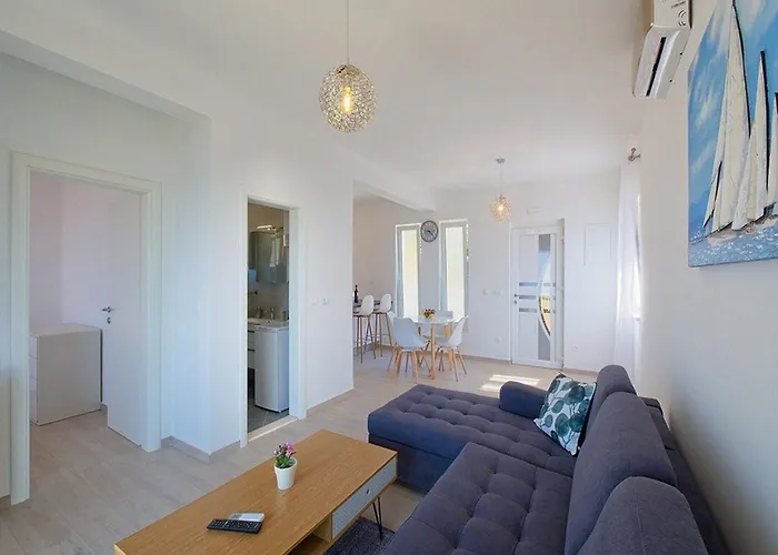 Grljevi - One Bedroom With Balcony And Sea View A4 Apartman Mlini